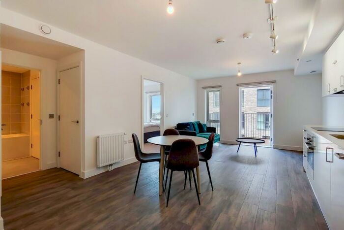 1 Bedroom Apartment To Rent In Alder Point, London, E17