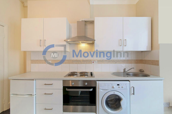 Studio To Rent In The Crescent, Selhurst, Surrey, CR0