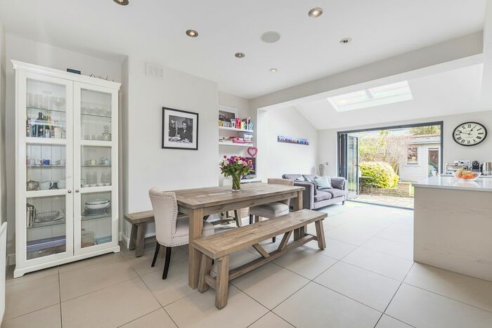 4 Bedroom Terraced House To Rent In Magdalen Road, London, SW18