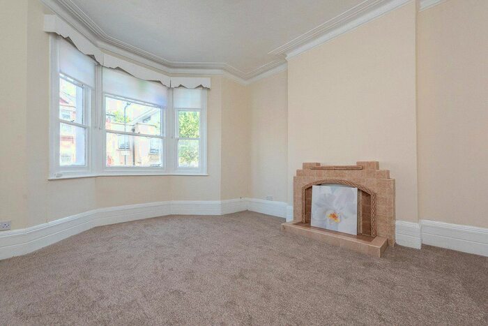 4 Bedroom End Of Terrace House To Rent In Cornwall Gardens, Willesden Green, London, NW10