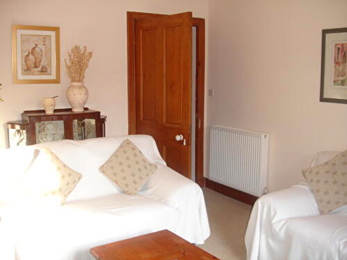 1 Bedroom Flat To Rent In McNeil Street, Edinburgh, EH11