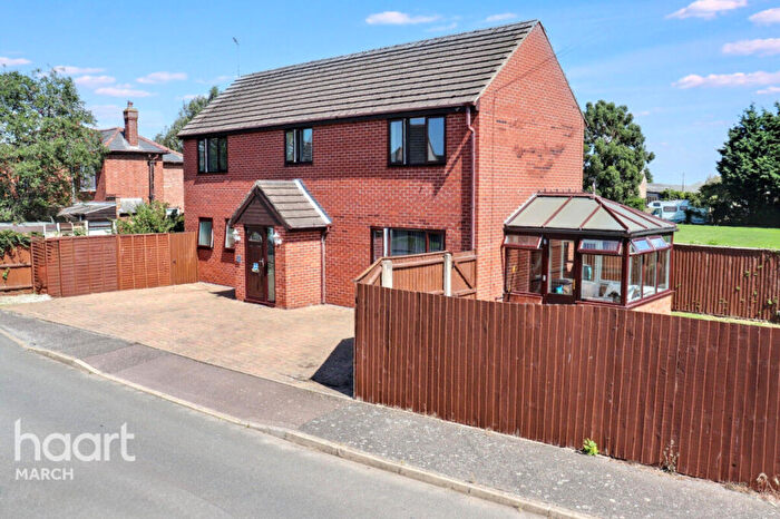 3 Bedroom Detached House For Sale In Old West Estate, Benwick, PE15