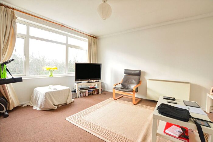 1 Bedroom Flat To Rent In The Sheraton, St. Marks Hill, Surbiton, Surrey, KT6