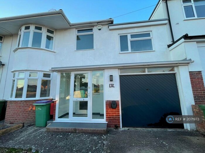 4 Bedroom Semi-Detached House To Rent In Dolphins Road, Folkestone, CT19