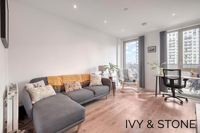 1 Bedroom Apartment For Sale In Knights Road, London, Greater London, E16