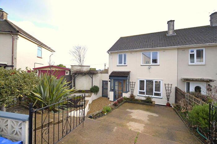 3 Bedroom End Of Terrace House For Sale In Underhill Road, Matson, Gloucester, GL4