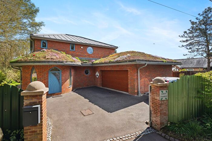 4 Bedroom Detached House For Sale In Coopers Lane, Sellindge, TN25