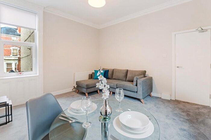 1 Bedroom Flat To Rent In Arundel Street, Lenton, Nottingham, NG7