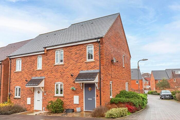 2 Bedroom Semi-Detached House For Sale In Campbell Lane, Pitstone, LU7