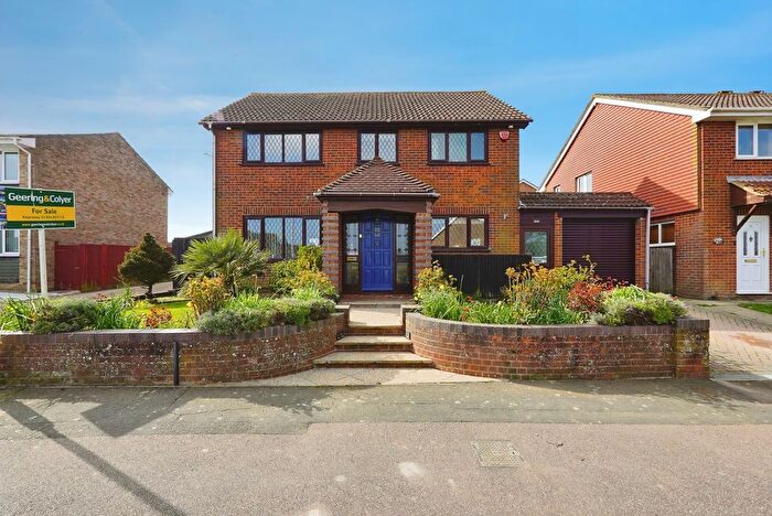 4 Bedroom Detached House For Sale In Cranleigh Drive, Whitfield, Dover, Kent, CT16