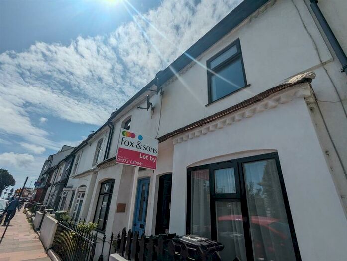 2 Bedroom Cottage To Rent In Whitehawk Road, Brighton, BN2