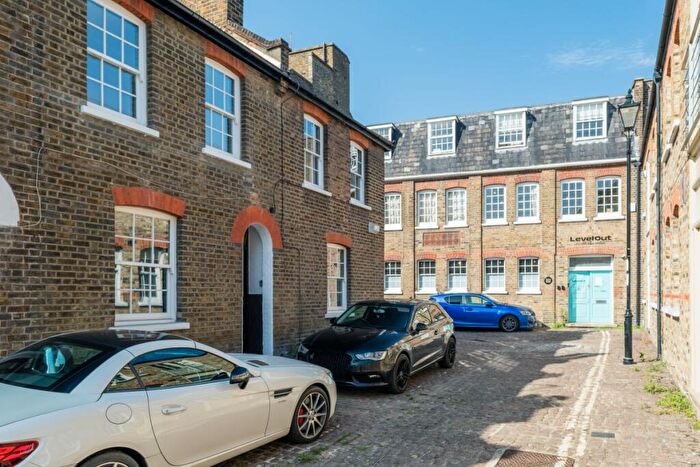 3 Bedroom House To Rent In Blackheath Village, SE3