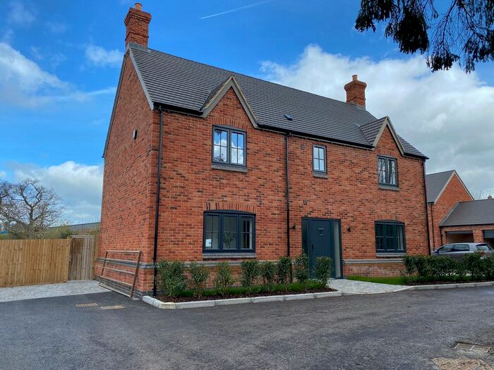 4 Bedroom Detached House For Sale In Oak Lane, Ashbourne, DE6