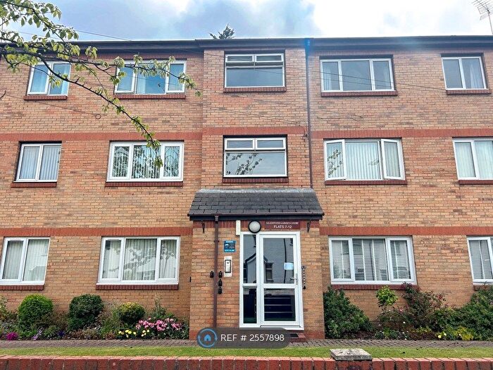 2 Bedroom Flat To Rent In Gladstone Gardens Court, Barry, CF62