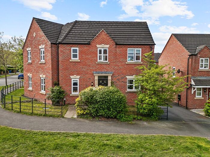 3 Bedroom Semi-Detached House For Sale In Powder Mill Road, Warrington, WA4