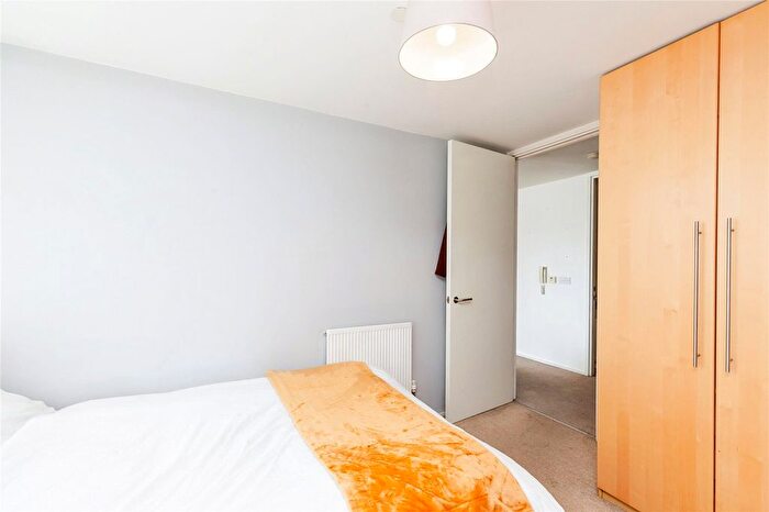 1 Bedroom Flat For Sale In Canal Street, Nottingham, NG1