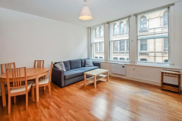 1 Bedroom Flat To Rent In Princess Street, Southern Gateway, Manchester, M1