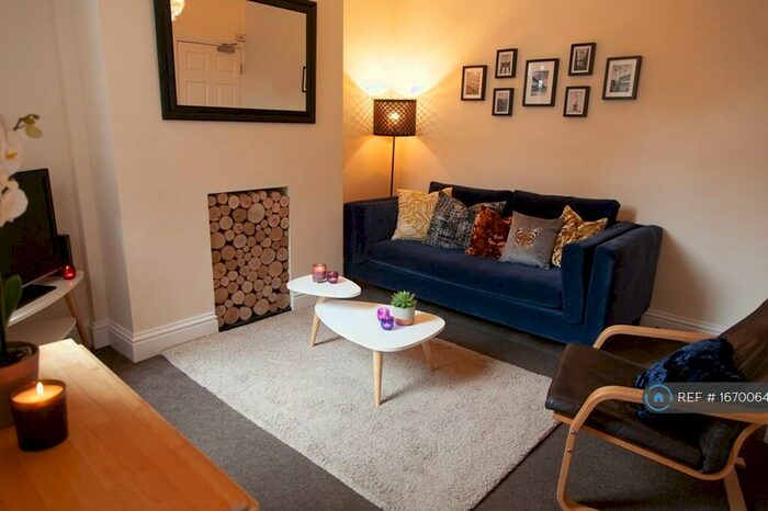 4 Bedroom End Of Terrace House To Rent In Emmanuel Street, Preston, PR1