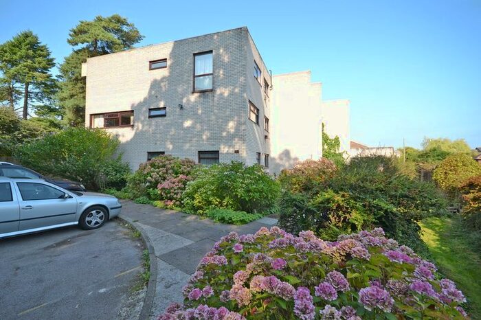 2 Bedroom Flat To Rent In Spacious Apartment, Llew-A-Dor Cwrt, Caerleon Village, NP18