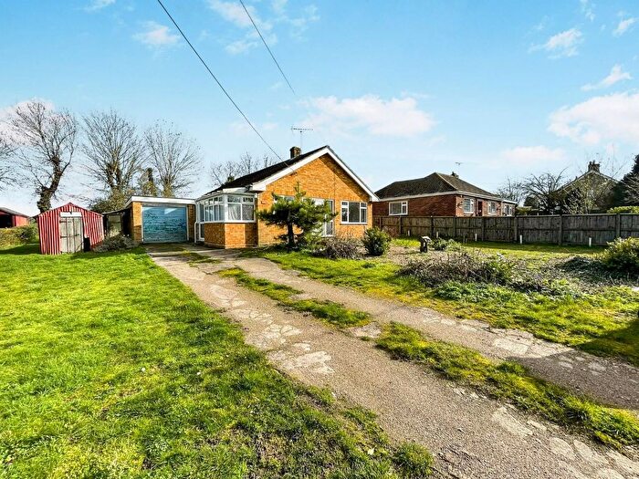 3 Bedroom Detached Bungalow For Sale In Feltwell Road, Methwold Hythe, IP26