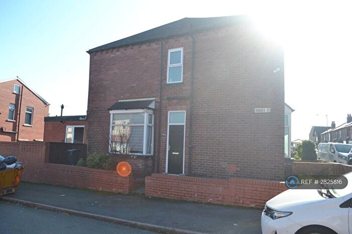 2 Bedroom End Of Terrace House To Rent In Hughes St, Bolton, BL1