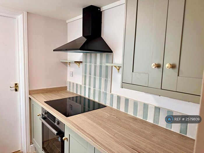 1 Bedroom Flat To Rent In Bellevue St, Folkestone, CT20