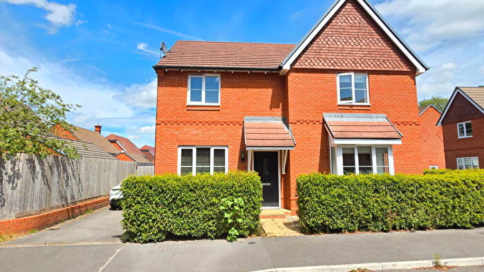 2 Bedroom Semi-Detached House For Sale In Meadowbrook, Woolton Hill, Newbury, RG20