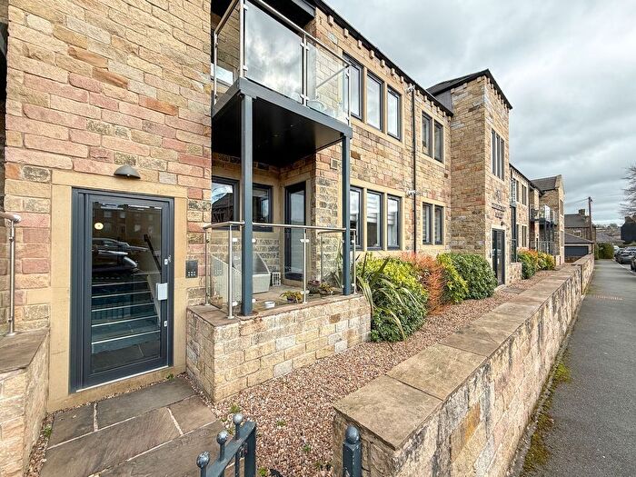 2 Bedroom Flat For Sale In One Degree West, Honley, Holmfirth, HD9