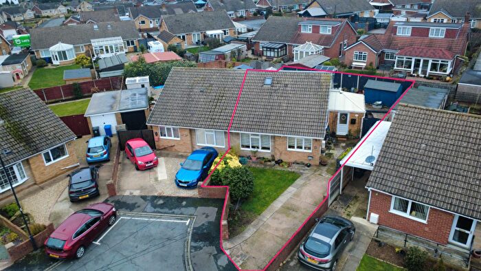 2 Bedroom Semi-Detached Bungalow For Sale In Limedale View, Barnby Dun, DN3