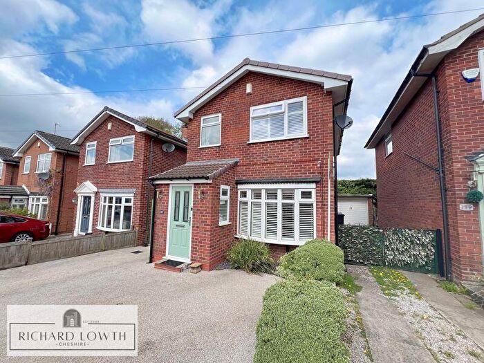 3 Bedroom Detached House For Sale In Mallard Crescent, Poynton, SK12