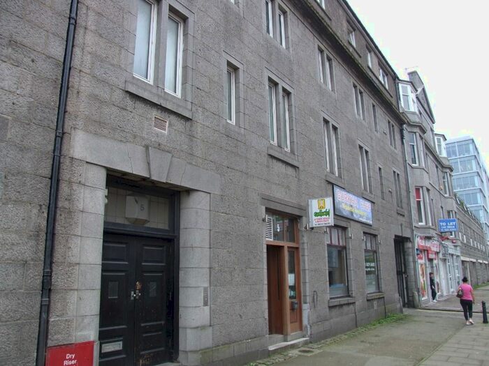 2 Bedroom Flat To Rent In Palmerston Road, The City Centre, Aberdeen, AB11