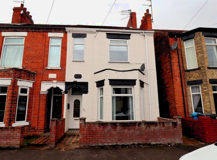 3 Bedroom End Of Terrace House To Rent In Westminster Avenue, Hull, HU8