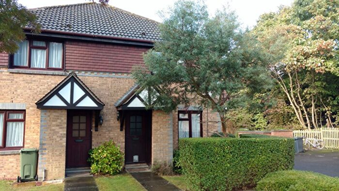 1 Bedroom Semi-Detached House To Rent In Burpham, Guildford, Surrey, GU4