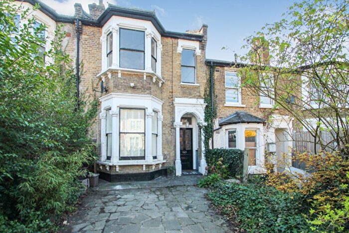 4 Bedroom Terraced House To Rent In Colworth Road, Leytonstone, London, E11