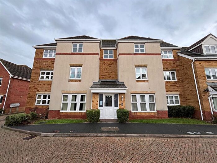 2 Bedroom Flat To Rent In Amherst Place, Ryde, PO33