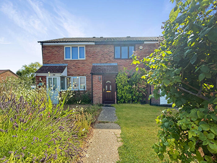 2 Bedroom Terraced House For Sale In Brackyn Road, Cambridge, CB1
