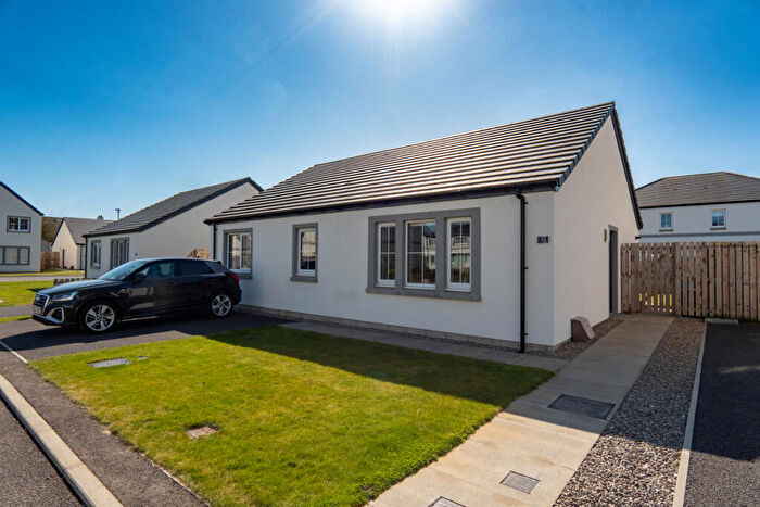 3 Bedroom Detached Bungalow For Sale In Bracken Road, Alness, IV17