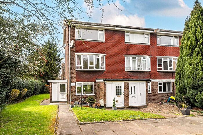 2 Bedroom End Of Terrace House For Sale In Clareville Road, Orpington, Kent, BR5