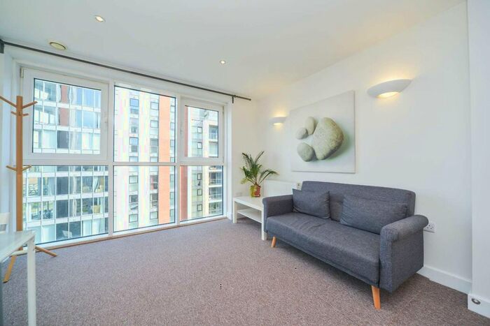 1 Bedroom Flat To Rent In Adriattic Building, Western Gateway, London, E16