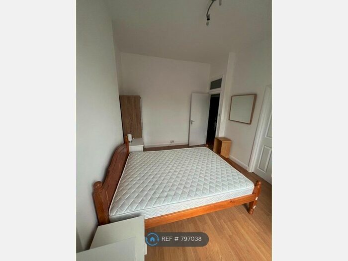 2 Bedroom Flat To Rent In Alexandra Grove, London, N4