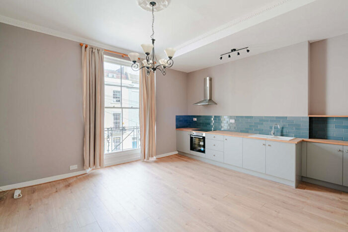 1 Bedroom Flat For Sale In Southleigh Road, Bristol, BS8