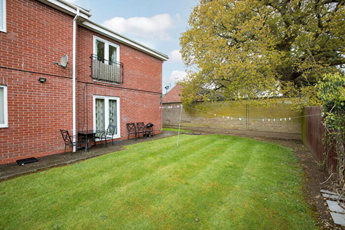 2 Bedroom Flat For Sale In Langdale Grove, Corby, Northamptonshire, NN17