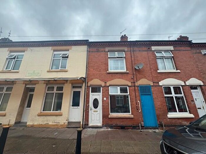 4 Bedroom Terraced House To Rent In Wilson Street, Leicester, LE2