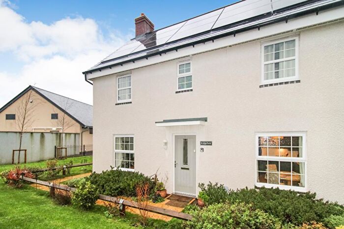 3 Bedroom Detached House For Sale In Poskett Way, Gloucestershire, Charfield, GL12