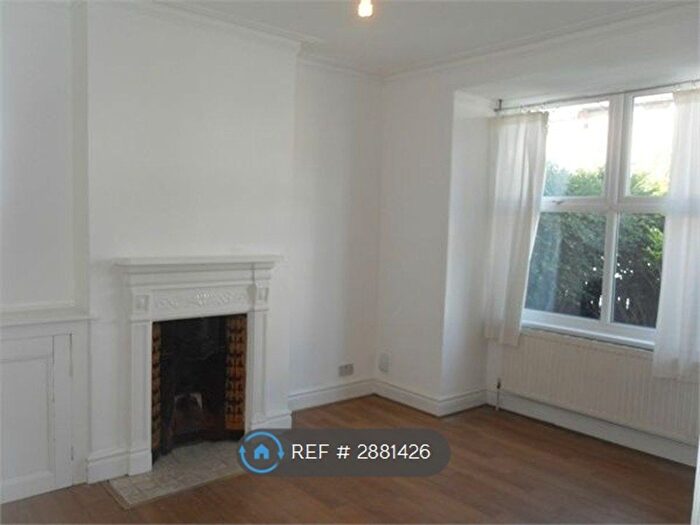 4 Bedroom End Terrace House To Rent In Sherwood Road, Harrow, HA2