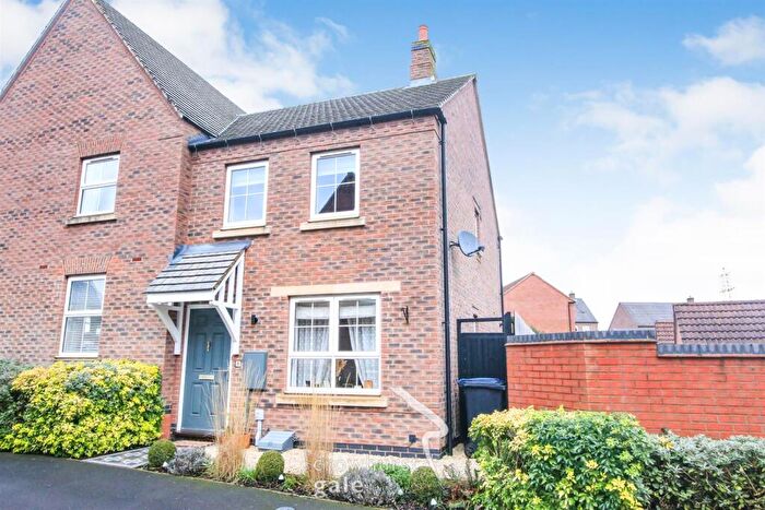 2 Bedroom Terraced House For Sale In Coltsfoot Close, Coton Meadows, Rugby, CV23