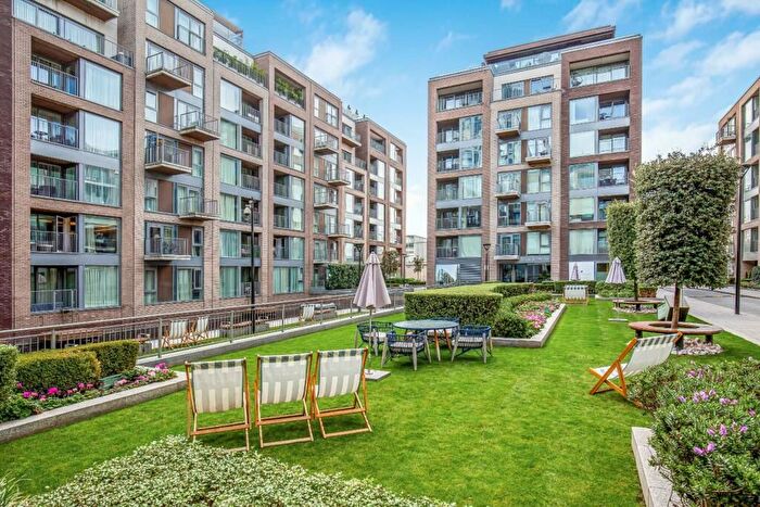 2 Bedroom Flat To Rent In Fairview House, Lockgate Road, SW6