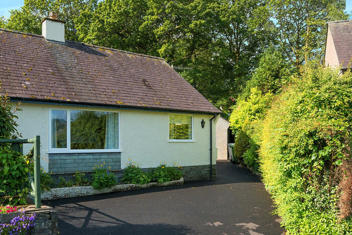 2 Bedroom Semi-Detached Bungalow For Sale In Fairfield Road, Windermere, Cumbria, LA23