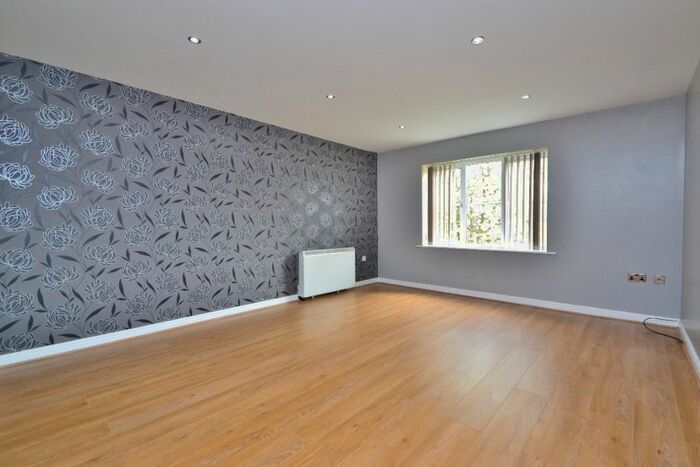2 Bedroom Flat To Rent In Victoria Court, Barwick Road, Cross Gates, Leeds LS15