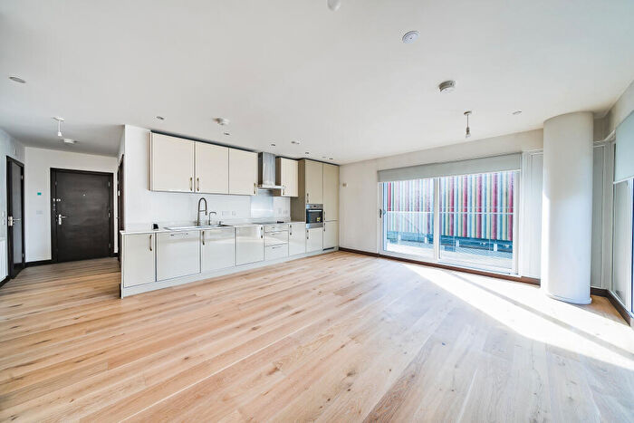 2 Bedroom Apartment To Rent In Darlington House, Fletton Quays, PE2